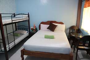 Centillo Travellers Inn
