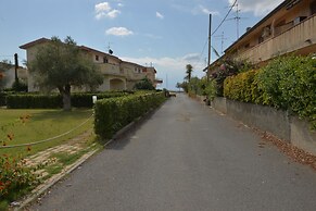 Larus Hotel