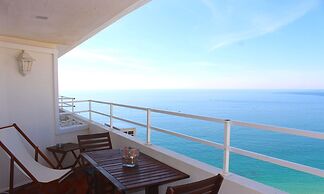Akisol Sesimbra Beach
