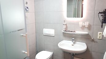 Garni City Hotel