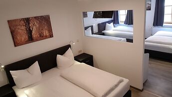 Garni City Hotel