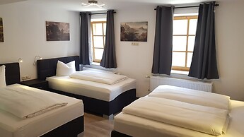 Garni City Hotel