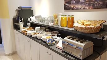 Garni City Hotel