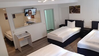 Garni City Hotel