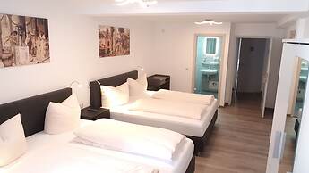 Garni City Hotel