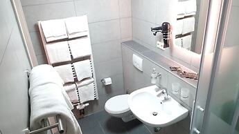 Garni City Hotel