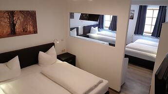 Garni City Hotel