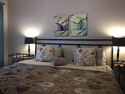 Hlulala Guesthouse