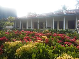 Aquarius Resort
