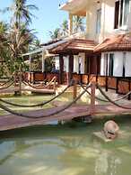 Aquarius Resort