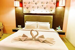 Hotel Swosti Grand