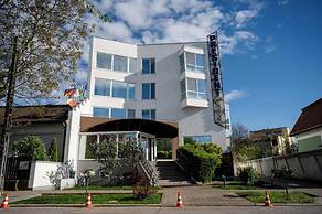 President Hotel