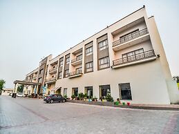 Hotel Amrit Manthan