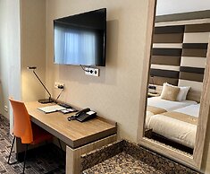 XO Hotels Blue Tower