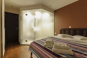 Mansion Hotel