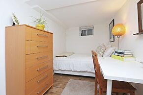 Applewood Suites - Danforth Basement