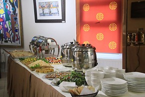 UBINN hotel & gallery