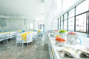 P Plus Hotel