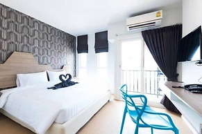 P Plus Hotel