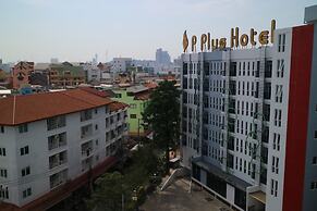 P Plus Hotel