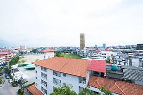 P Plus Hotel