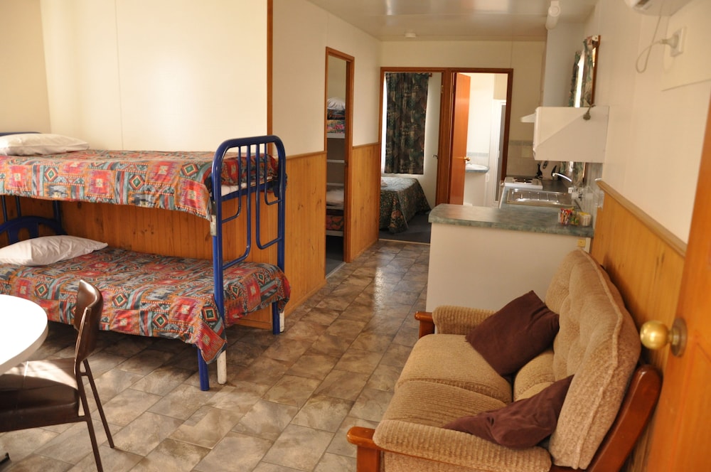 Miner's Retreat Motel