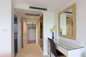 Sea Hills Resort
