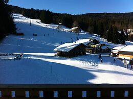 L'Eden Skis aux pieds