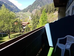 Sportland Inn
