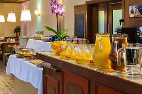 Sportland Inn