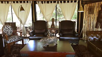 Ole Serai Luxury Camp