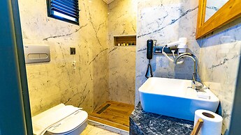 Assos Hunters Hotel - Special Class ( Adults Only)