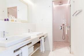 Corpo Santo Lisbon Historical Hotel