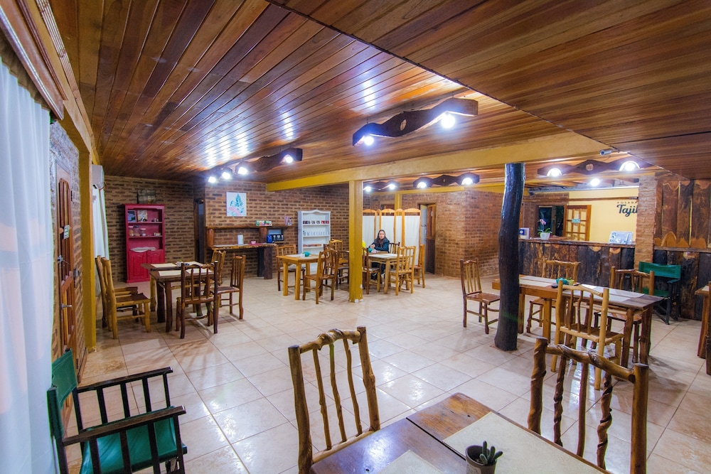 Posada los Tajibos