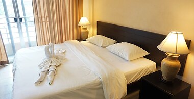 Chaofa West Suites