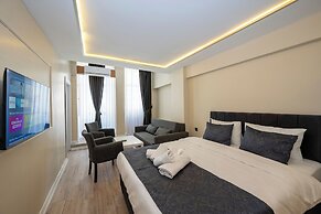 Aiza Suites
