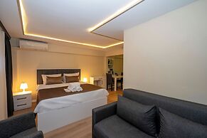 Aiza Suites