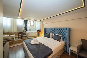 Aiza Suites