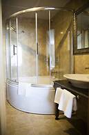 Neba Royal Hotel