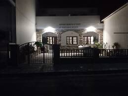 Tarsanas Apartments