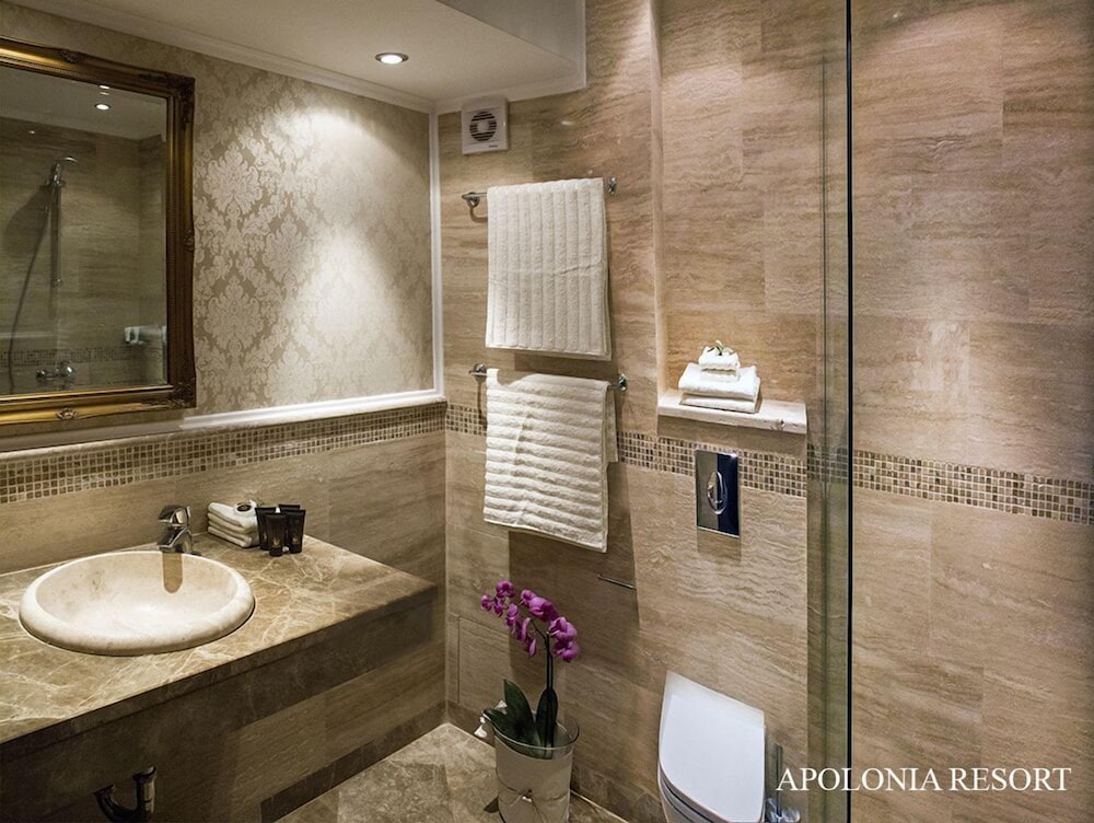 Apolonia Resort