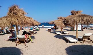 Apolonia Resort