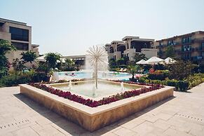 Apolonia Resort