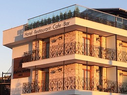 Maison Vourla Hotel