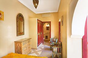 Riad Julia