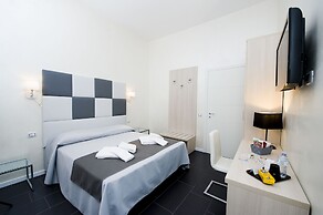 Grey&White B&B