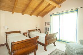 Villa Monia