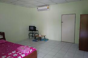 Suansuppachok Inn