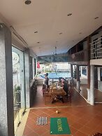 Vang Vieng Rock Backpacker Hostel