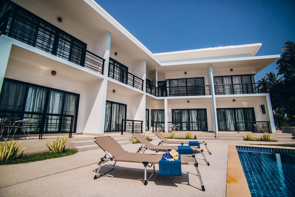 Infinity Bophut Apartments